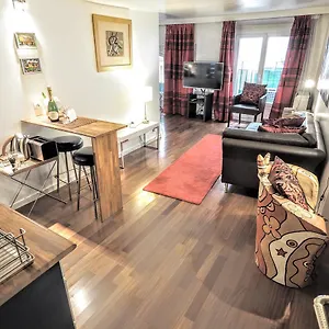 https://louvre-bourbon-chicsuites.fr-paris.fr
